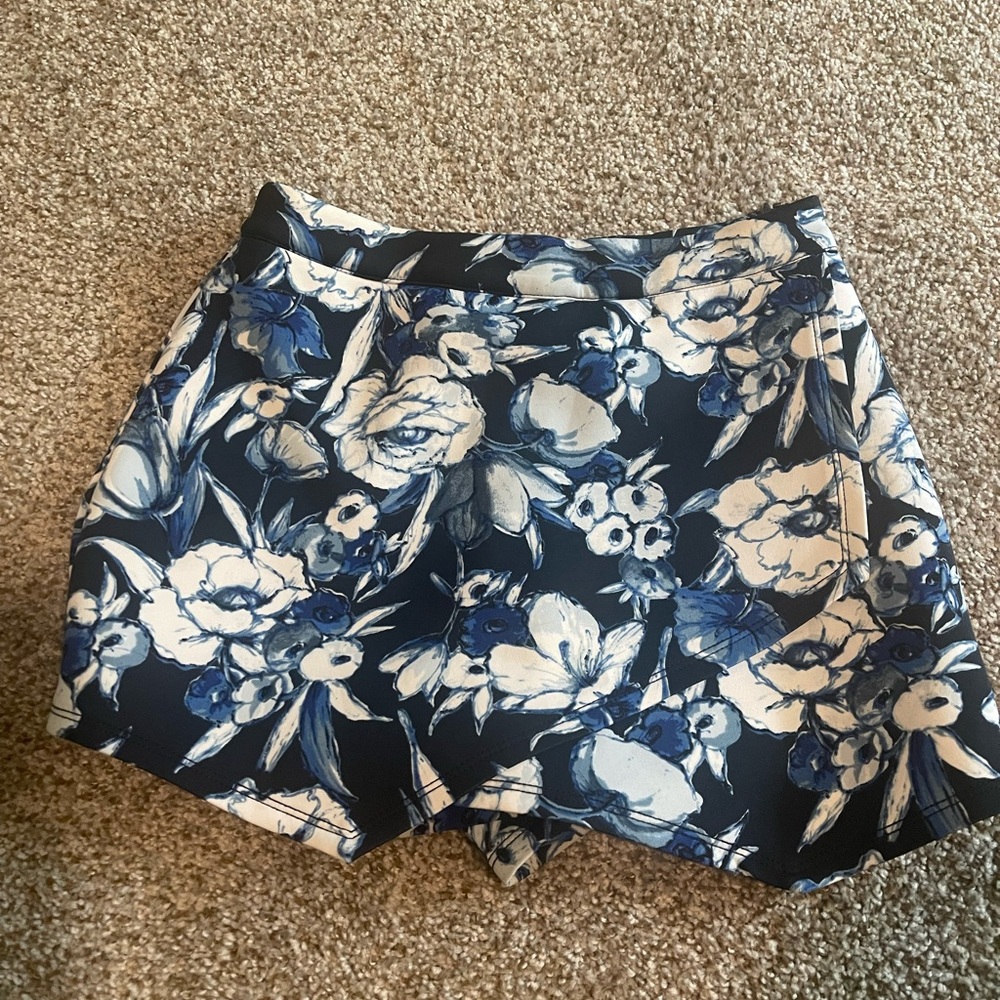 A&F Floral Skort